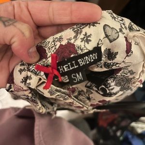 🌟FREE MYSTERY GIFT WITH PURCHASE🌟Hell bunny beautiful dress with pockets